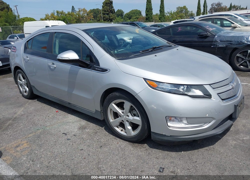 2013 CHEVROLET VOLT VIN: 1G1RE6E40DU143125