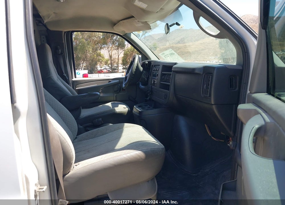 2008 CHEVROLET EXPRESS WORK VAN VIN: 1GCFG15X281172344
