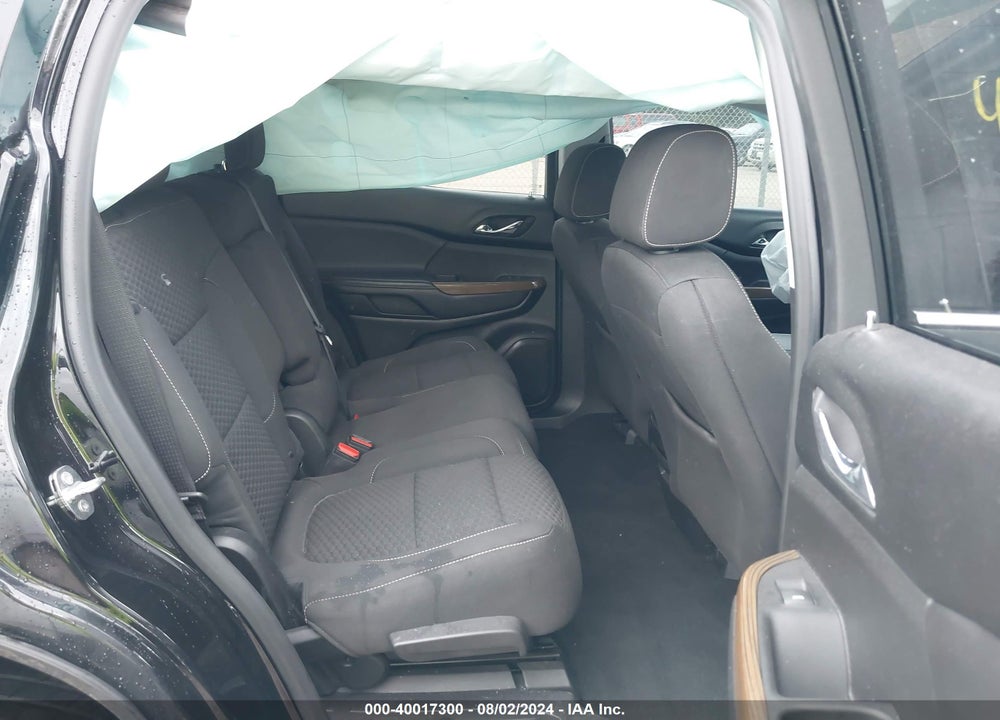 2018 GMC ACADIA SLE-1 VIN: 1GKKNKLA2JZ242249