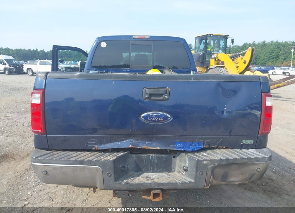 2011 FORD F-350 LARIAT VIN: 1FT7W3B62BEB68504