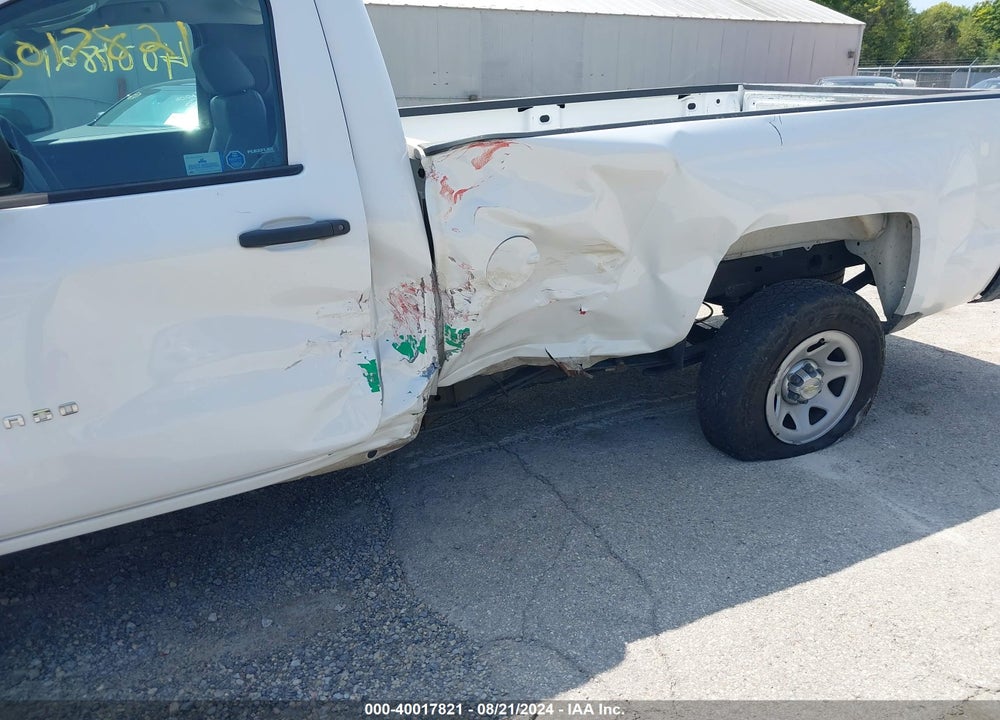 2014 CHEVROLET SILVERADO 1500 WORK TRUCK 1WT VIN: 1GCNCPEH2EZ293004