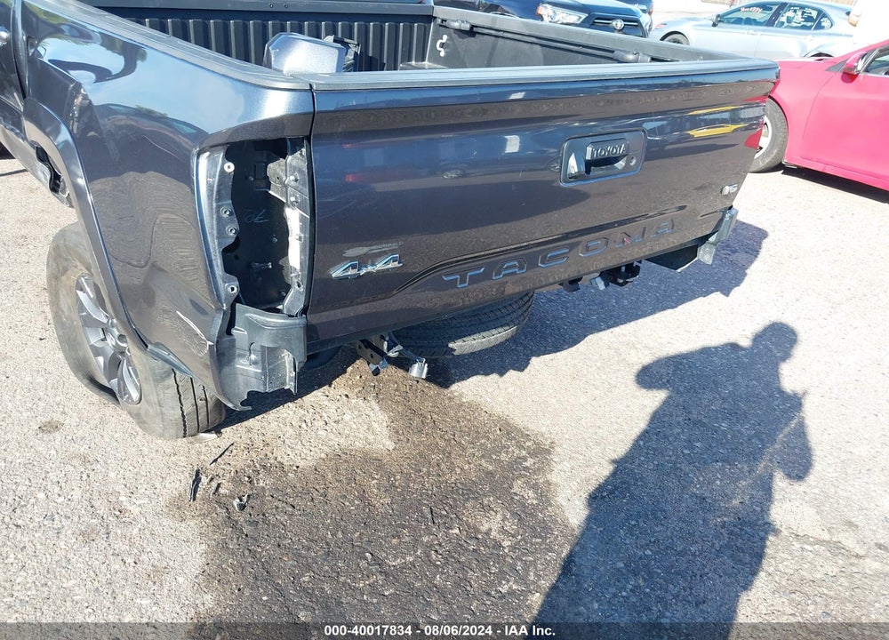 2022 TOYOTA TACOMA SR5 V6 VIN: 3TMCZ5AN8NM517142