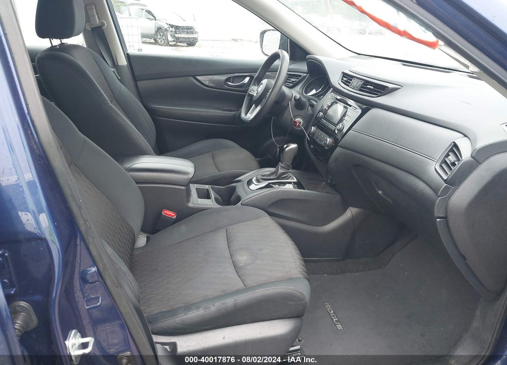 2017 NISSAN ROGUE VIN: 5N1AT2MV0HC812580