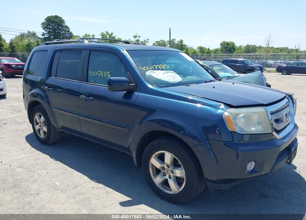 2011 HONDA PILOT EX VIN: 5FNYF4H47BB032089