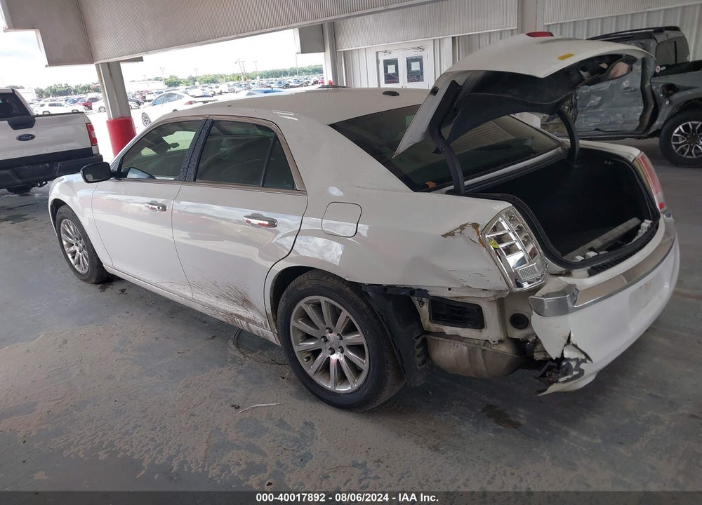 2011 CHRYSLER 300 VIN: 2C3CA5CG2BH592391