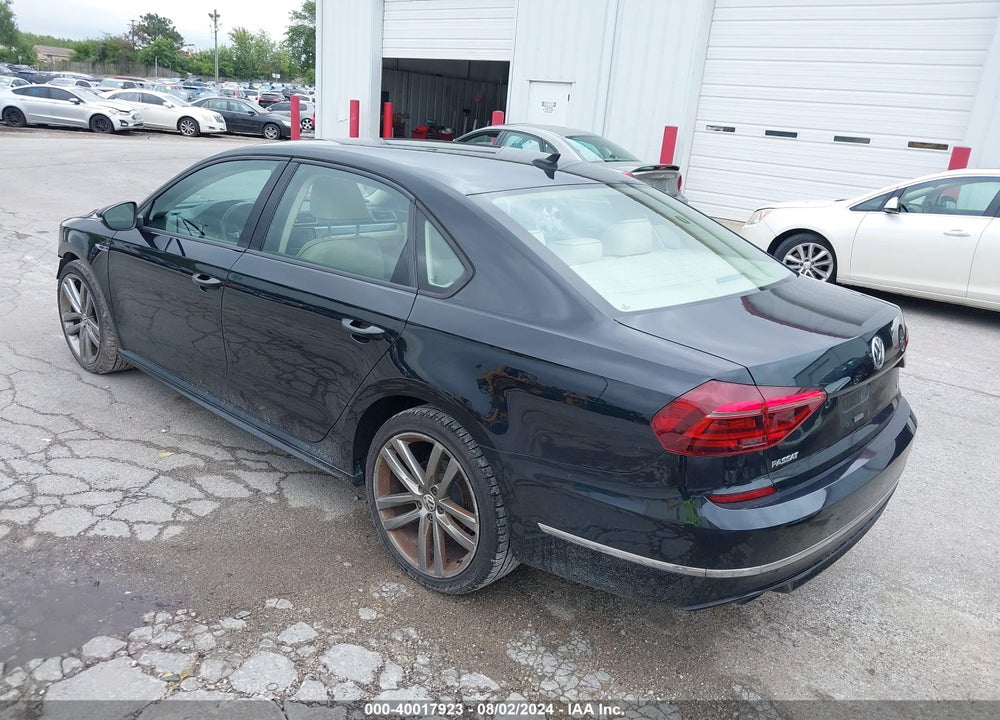 2018 VOLKSWAGEN PASSAT 2.0T R-LINE/2.0T S VIN: 1VWAA7A32JC035140