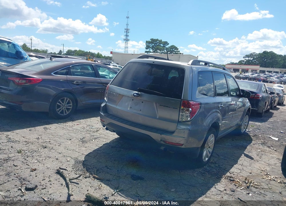 2011 SUBARU FORESTER 2.5X PREMIUM VIN: JF2SHBDC3BH746031