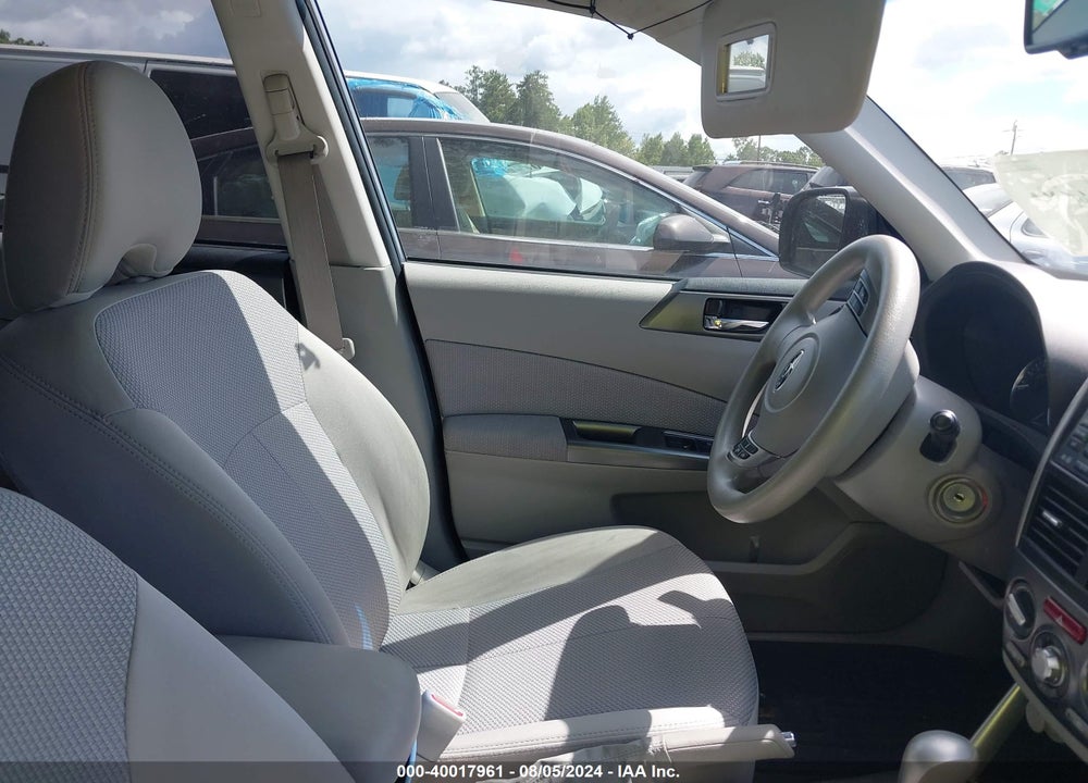 2011 SUBARU FORESTER 2.5X PREMIUM VIN: JF2SHBDC3BH746031