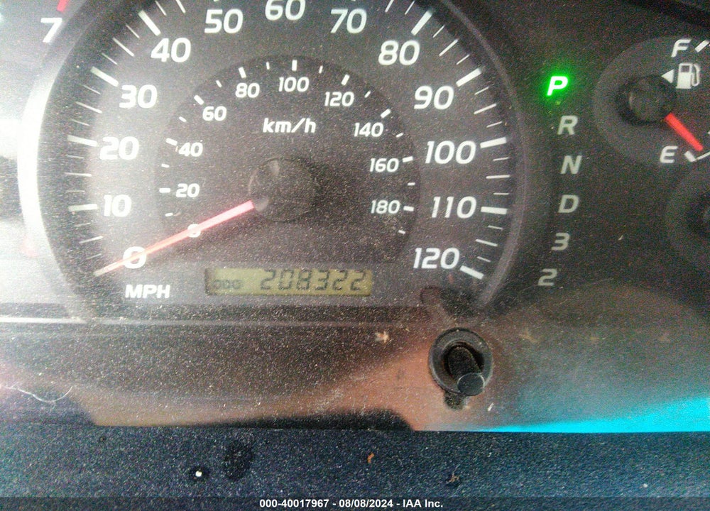 2005 TOYOTA TUNDRA SR5 V8 VIN: 5TBBT44175S460196
