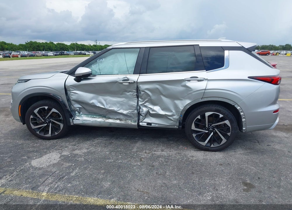 2022 MITSUBISHI OUTLANDER SEL 2.5 2WD/SEL SPECIAL EDITION 2WD VIN: JA4J3VA80NZ092365