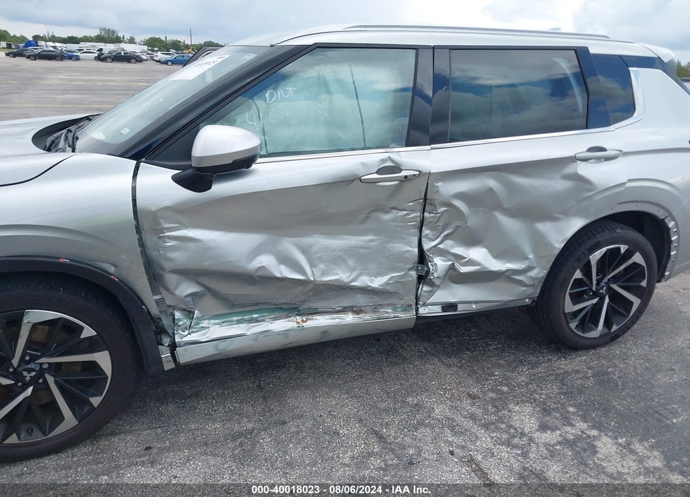 2022 MITSUBISHI OUTLANDER SEL 2.5 2WD/SEL SPECIAL EDITION 2WD VIN: JA4J3VA80NZ092365