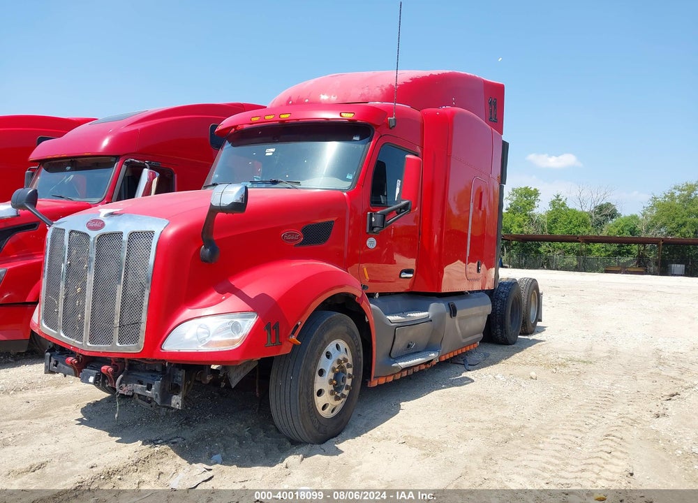 2015 PETERBILT 579 VIN: 1XPBD49X6FD289907