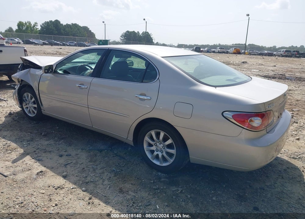 2002 LEXUS ES 300 VIN: JTHBF30G620016226