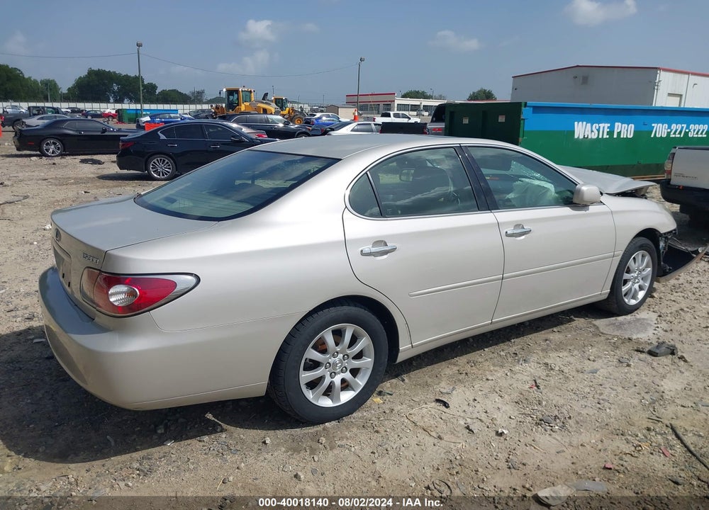 2002 LEXUS ES 300 VIN: JTHBF30G620016226