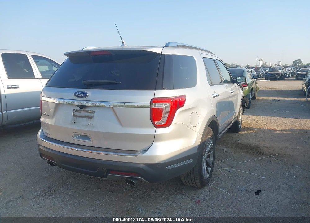 2018 FORD EXPLORER LIMITED VIN: 1FM5K7F82JGA82095