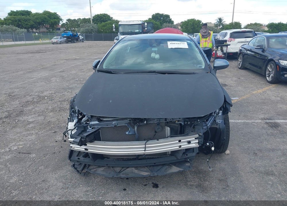 2021 TOYOTA COROLLA LE VIN: JTDEPMAE5MJ127278