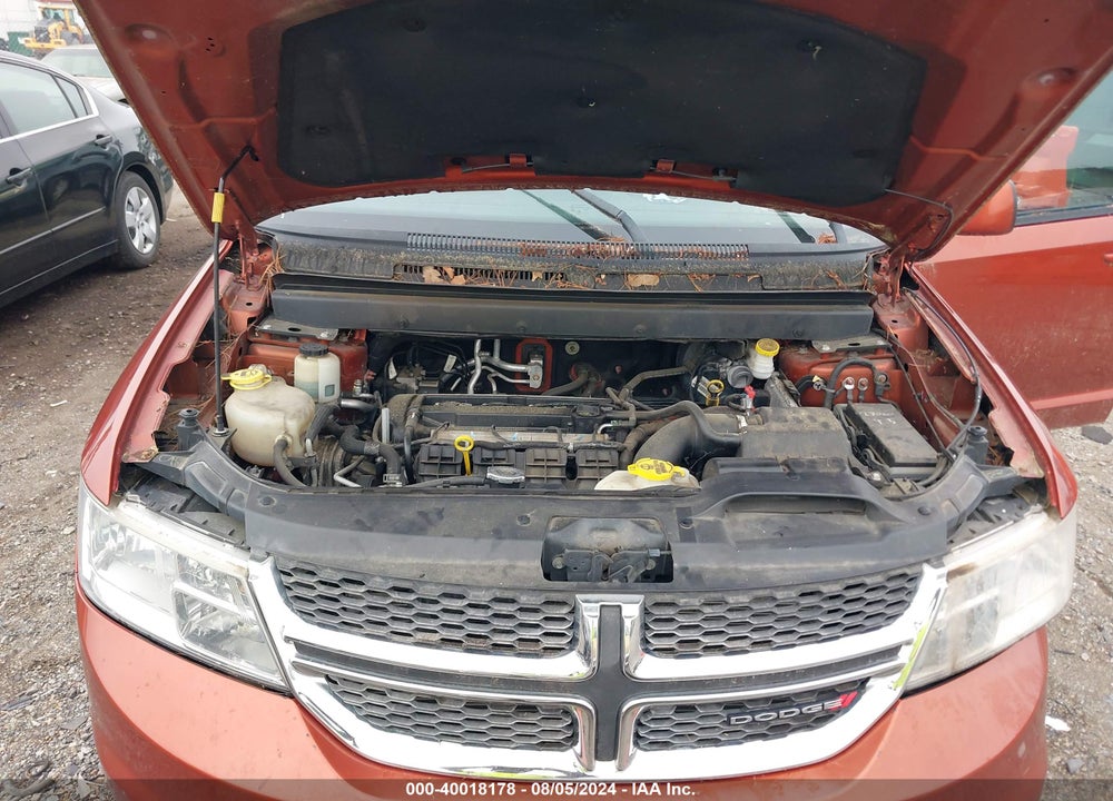 2013 DODGE JOURNEY SXT VIN: 3C4PDCBB4DT608082