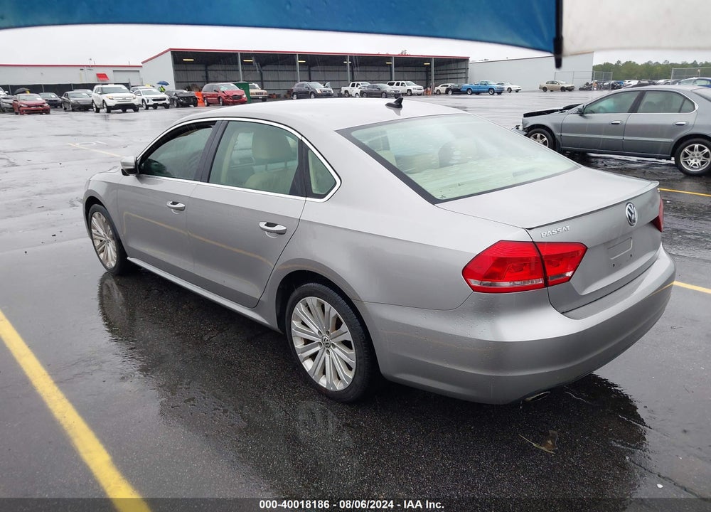 2012 VOLKSWAGEN PASSAT 2.5L SE VIN: 1VWBP7A33CC104519