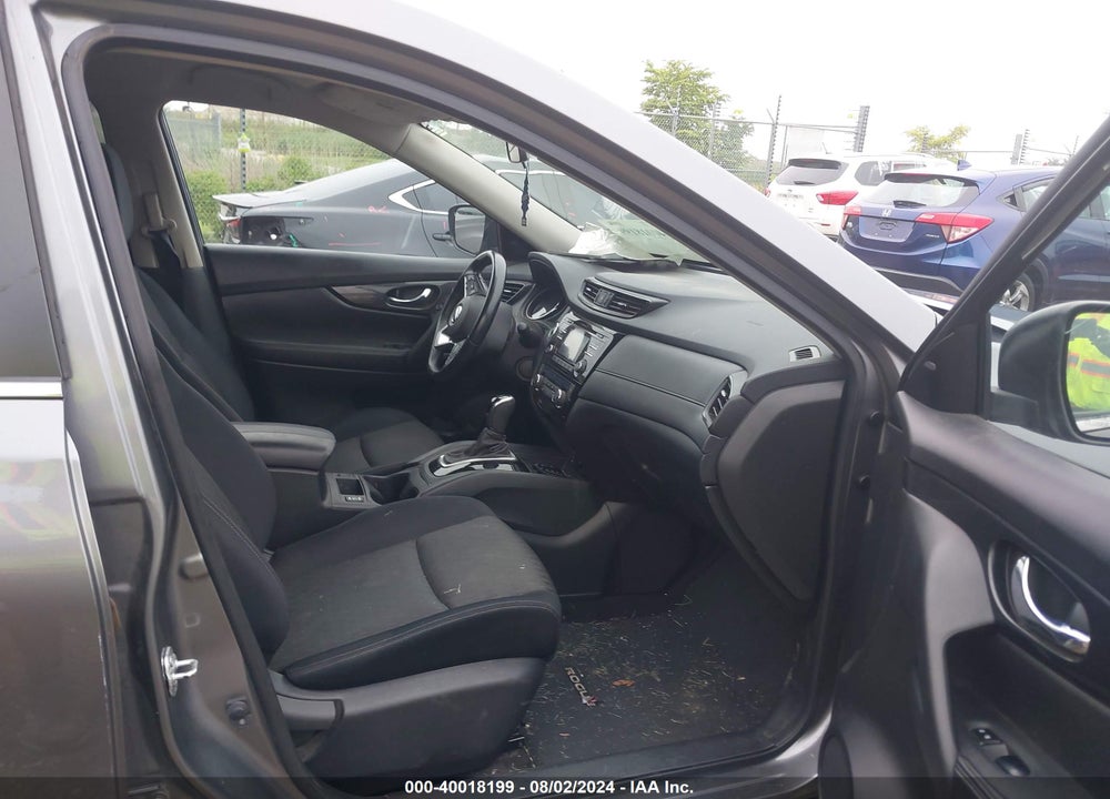 2017 NISSAN ROGUE SV VIN: JN8AT2MV2HW009714