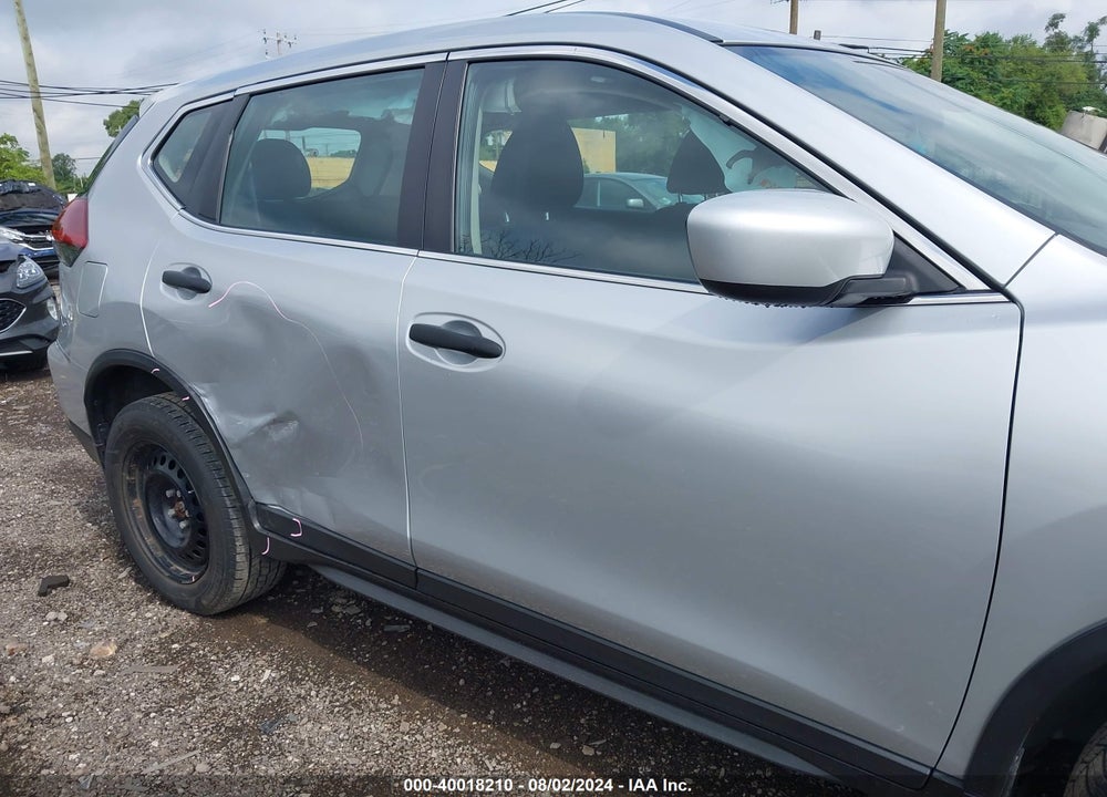 2019 NISSAN ROGUE S VIN: 5N1AT2MV9KC828672