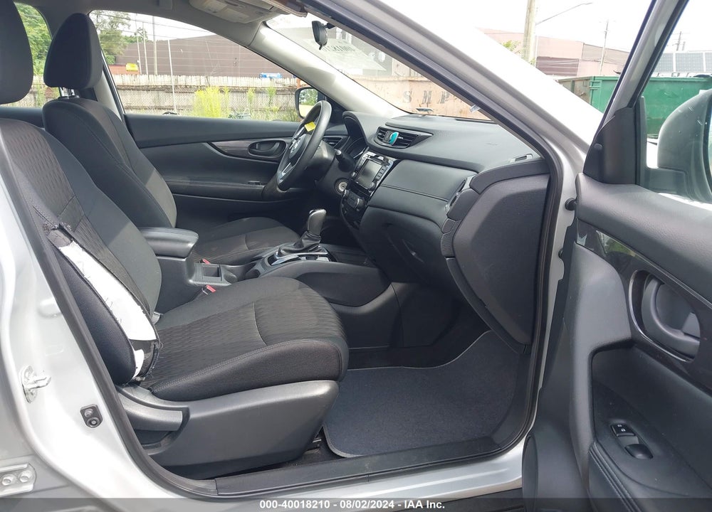 2019 NISSAN ROGUE S VIN: 5N1AT2MV9KC828672