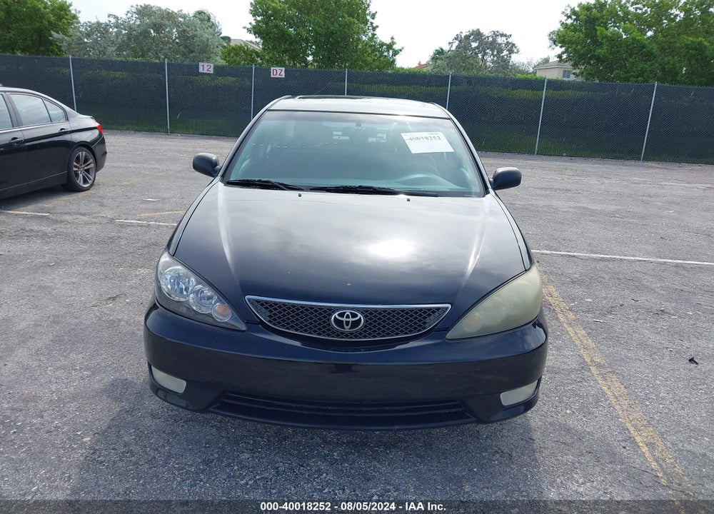 2005 TOYOTA CAMRY SE VIN: 4T1BE30K55U417977