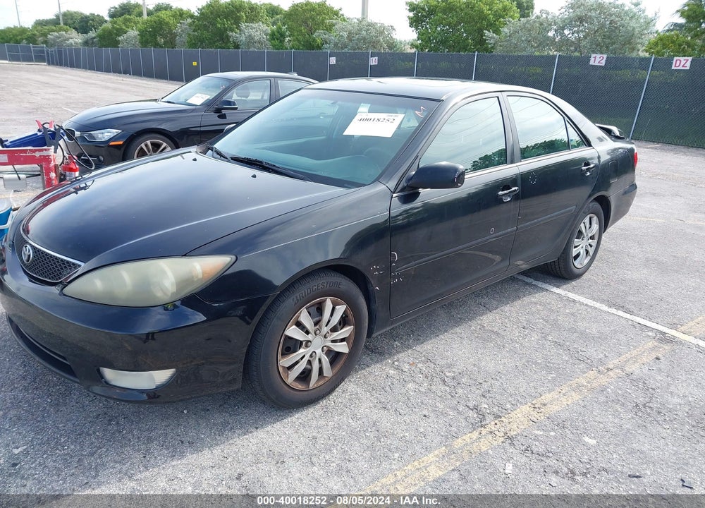 2005 TOYOTA CAMRY SE VIN: 4T1BE30K55U417977