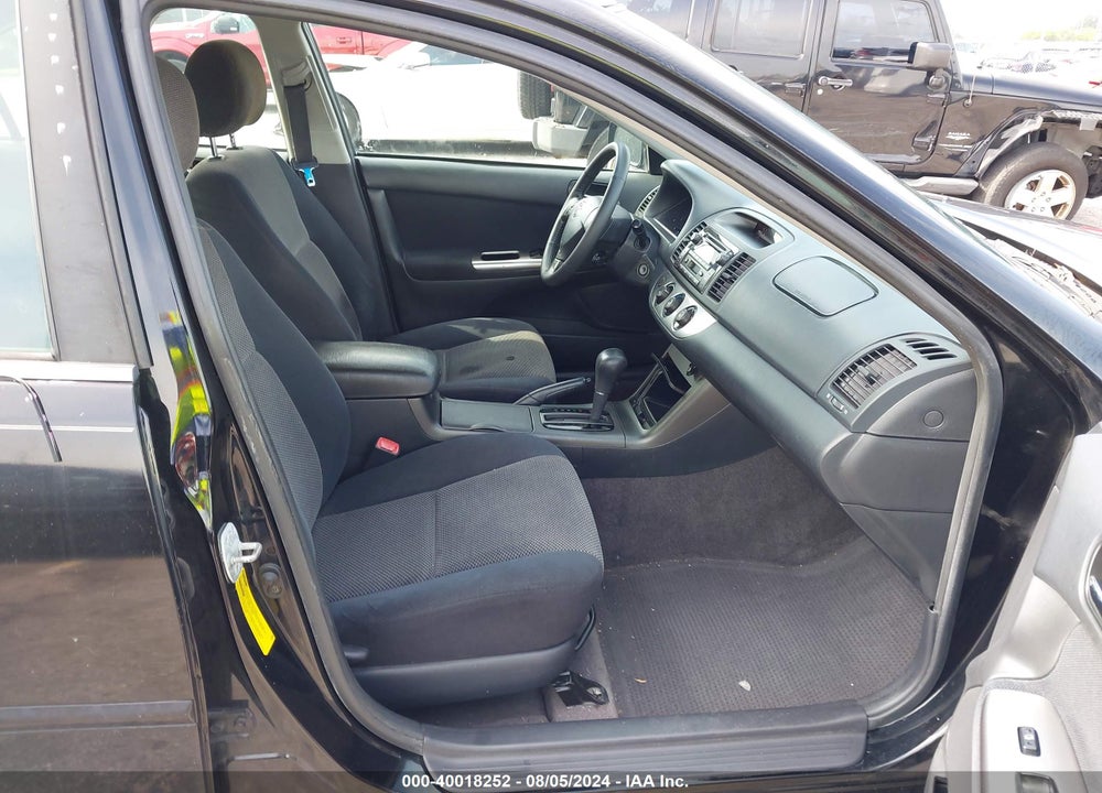 2005 TOYOTA CAMRY SE VIN: 4T1BE30K55U417977
