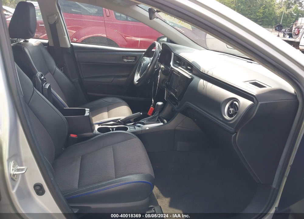 2018 TOYOTA COROLLA SE VIN: 2T1BURHE7JC043260