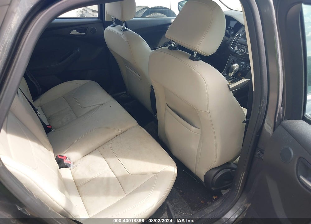 2016 FORD FOCUS TITANIUM VIN: 1FADP3N26GL299338