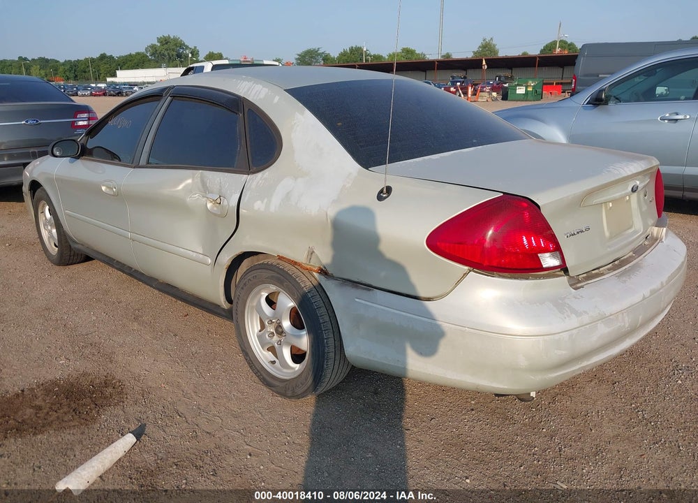 2004 FORD TAURUS SES VIN: 1FAFP55224G181599