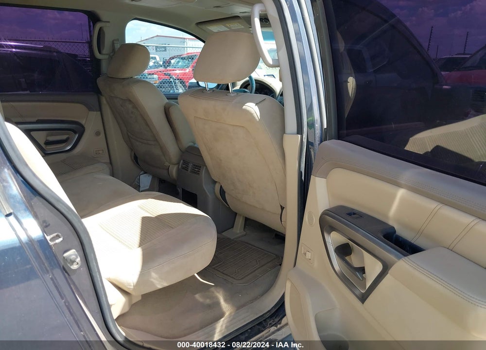 2015 NISSAN ARMADA SV VIN: 5N1BA0ND0FN615933