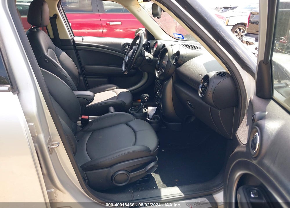 2013 MINI COUNTRYMAN COOPER S VIN: WMWZC3C54DWP22126