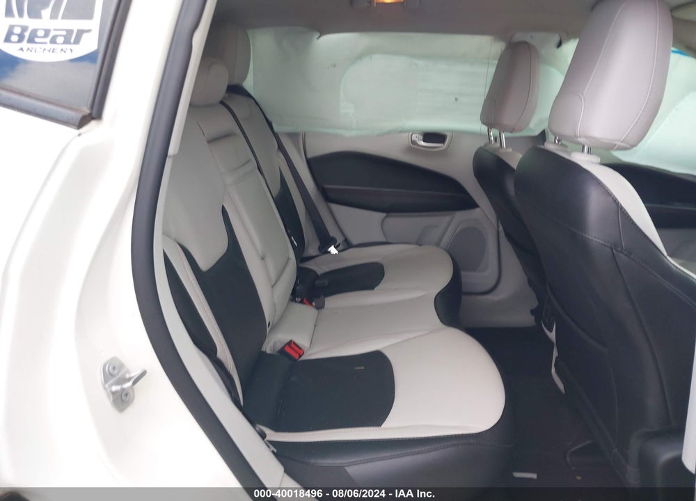 2019 JEEP COMPASS LIMITED 4X4 VIN: 3C4NJDCB7KT734700