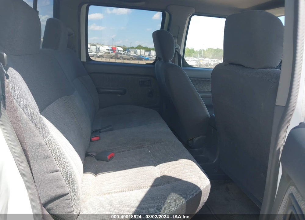 2000 NISSAN FRONTIER SE-V6/XE-V6 VIN: 1N6ED27T8YC319417