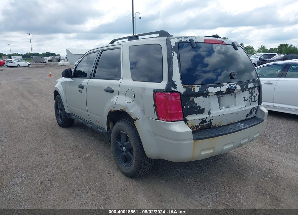 2009 FORD ESCAPE XLT VIN: 1FMCU93G59KA82027