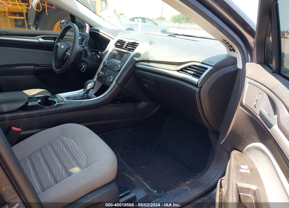 2016 FORD FUSION S VIN: 3FA6P0G77GR345471