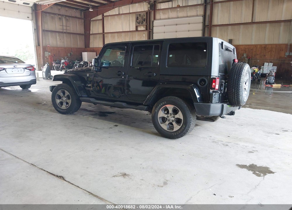 2017 JEEP WRANGLER UNLIMITED SAHARA 4X4 VIN: 1C4BJWEG9HL525079