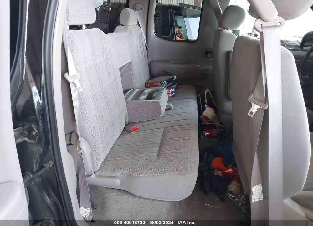 2001 TOYOTA TUNDRA SR5 V8 VIN: 5TBRT34101S215842