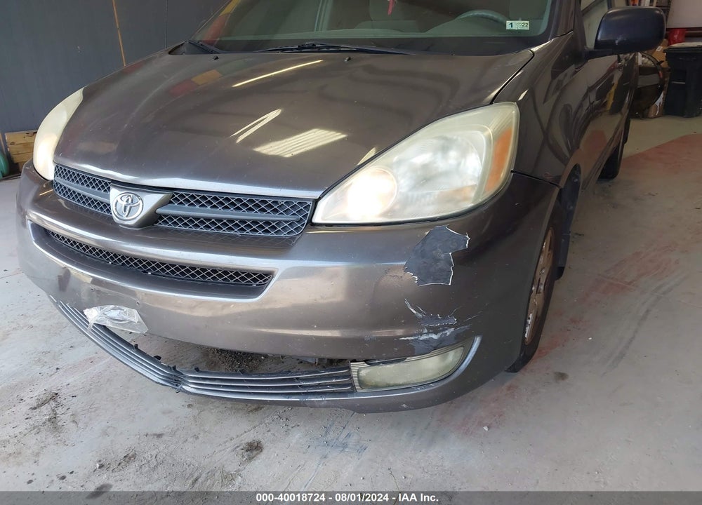 2004 TOYOTA SIENNA CE/LE VIN: 5TDZA23C84S064831