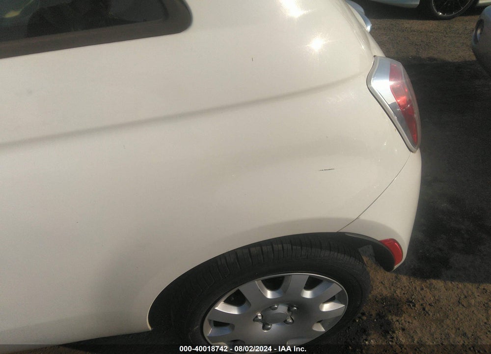 2013 FIAT 500 POP VIN: 3C3CFFAR3DT584757