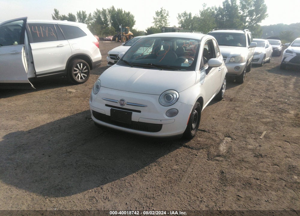 2013 FIAT 500 POP VIN: 3C3CFFAR3DT584757