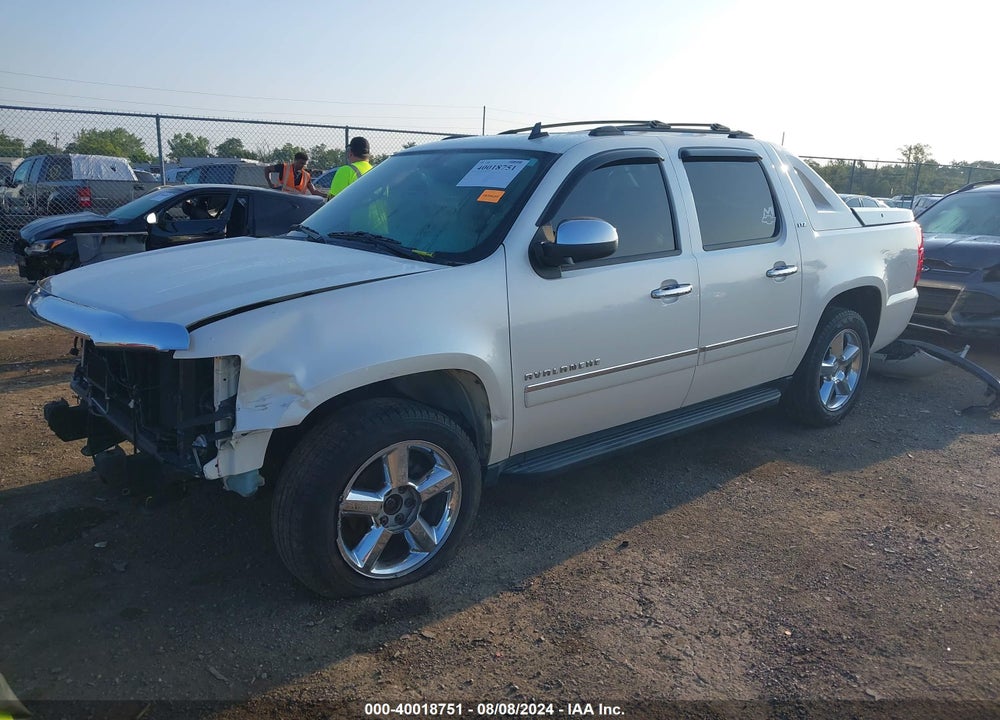 2011 CHEVROLET AVALANCHE 1500 LTZ VIN: 3GNTKGE3XBG392591