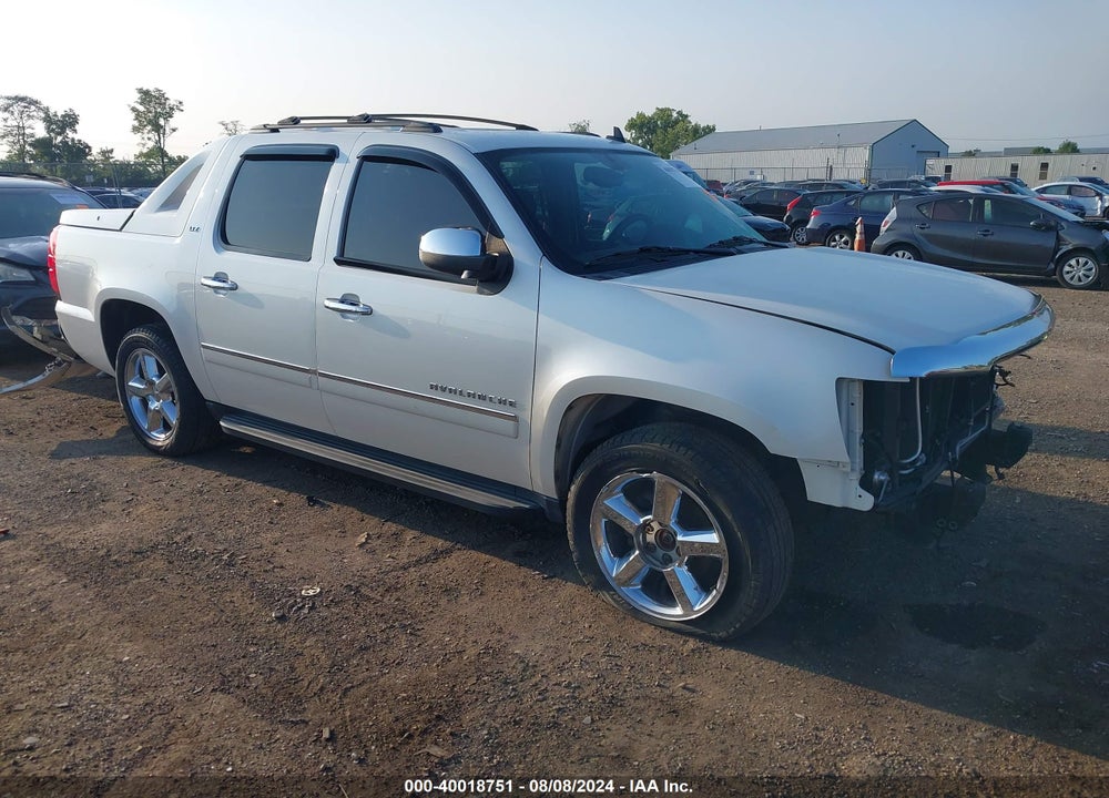 2011 CHEVROLET AVALANCHE 1500 LTZ VIN: 3GNTKGE3XBG392591