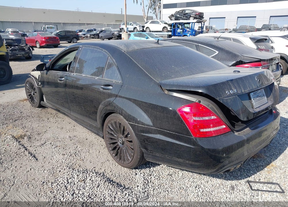 2007 MERCEDES-BENZ S 550 VIN: WDDNG71X67A059487