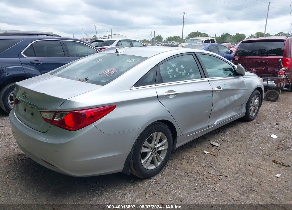 2013 HYUNDAI SONATA VIN: 5NPEB4AC9DH802670