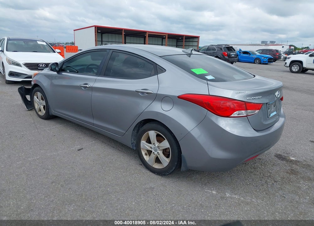 2013 HYUNDAI ELANTRA GLS VIN: KMHDH4AE3DU749879