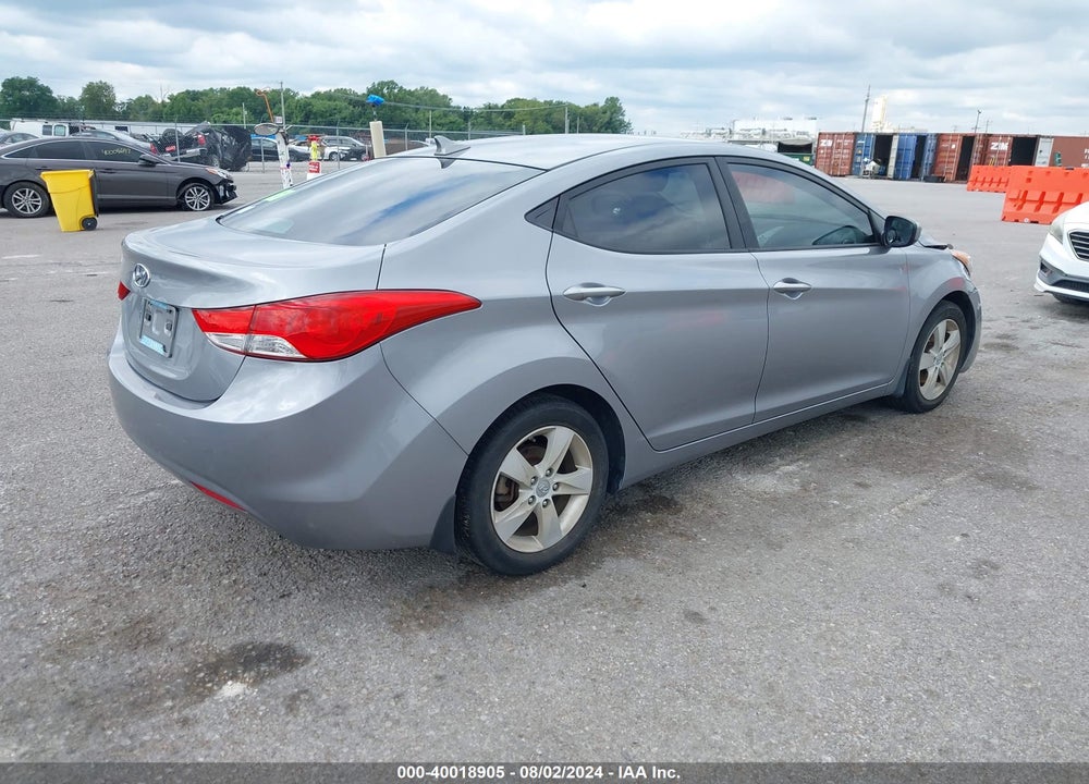 2013 HYUNDAI ELANTRA GLS VIN: KMHDH4AE3DU749879