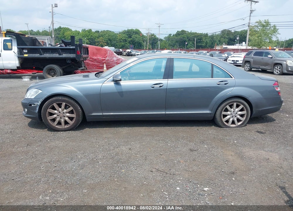 2008 MERCEDES-BENZ S 550 4MATIC VIN: WDDNG86X78A173255
