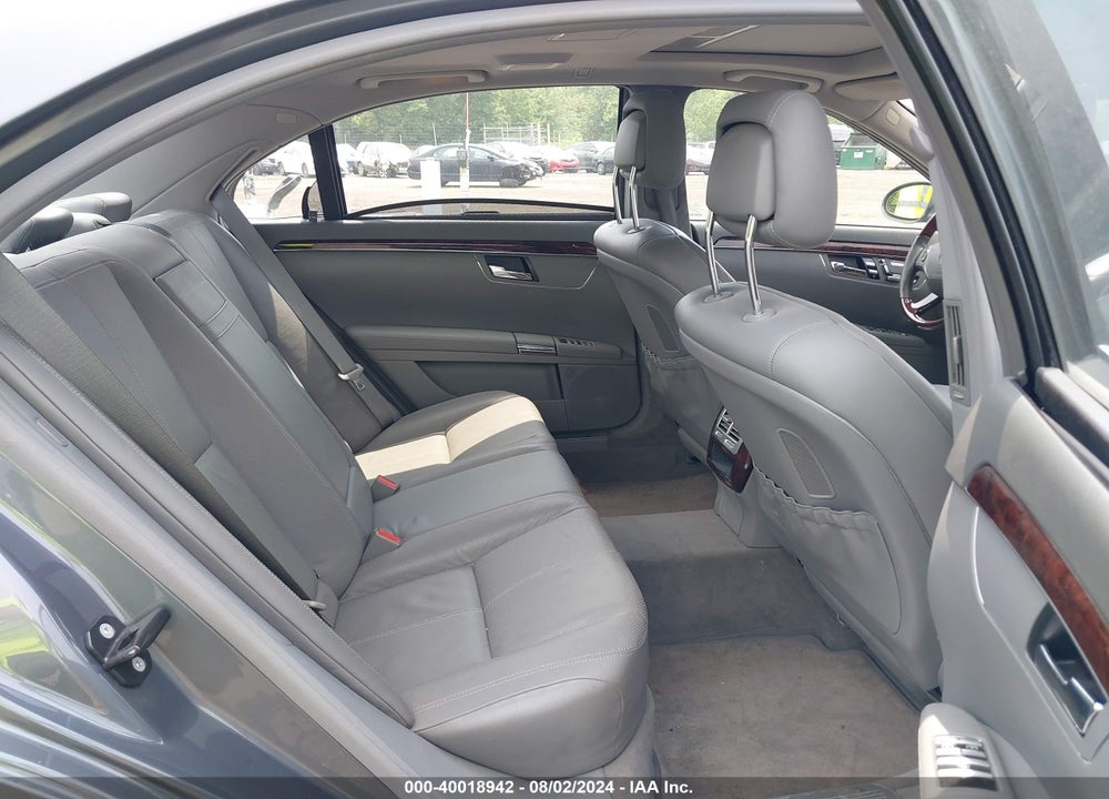 2008 MERCEDES-BENZ S 550 4MATIC VIN: WDDNG86X78A173255